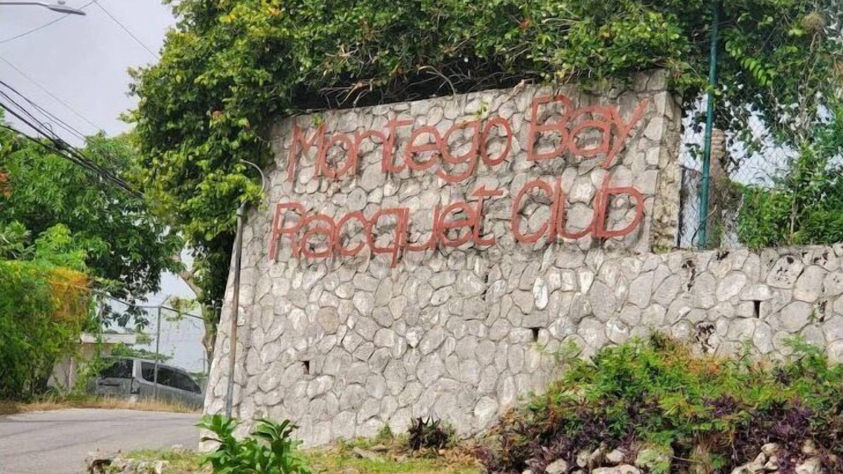 Albion House | Racquet Club Must Stay #2