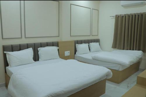 Mathura House | Radharaman inn