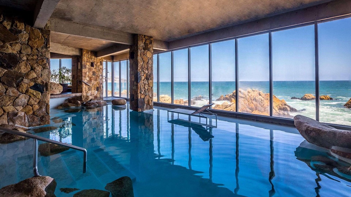 Concon Hotel | Radisson Blu Acqua Hotel & Spa Concon