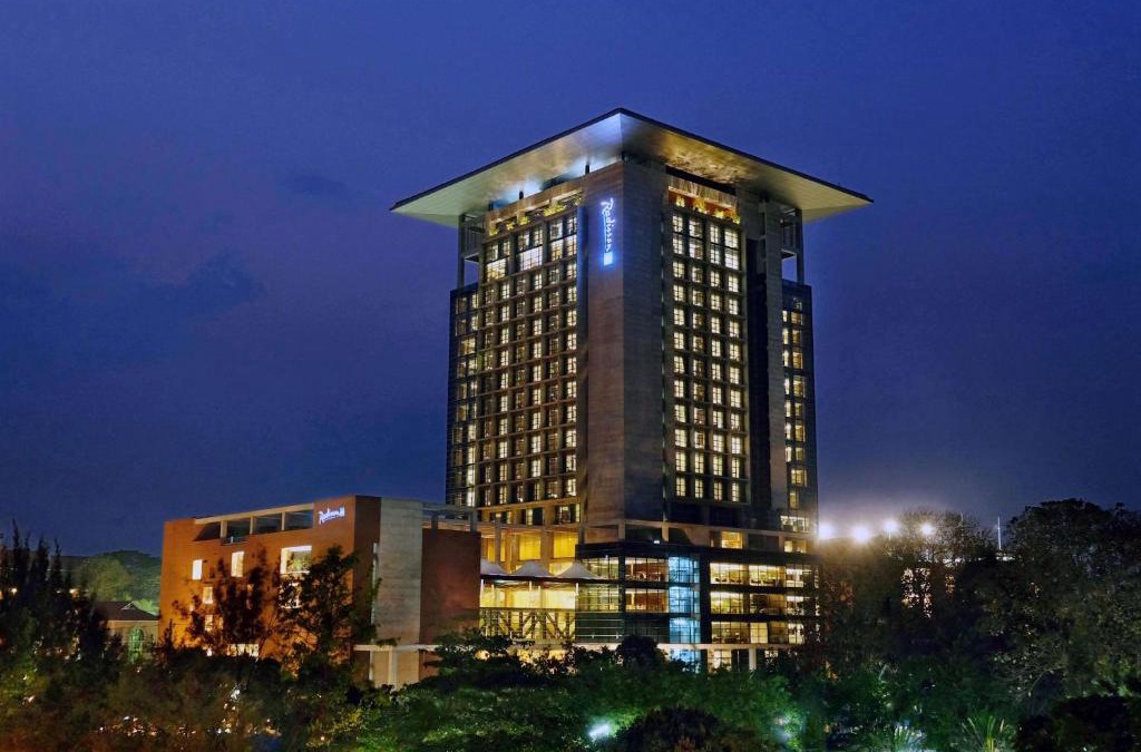 Chittagong Hotel | Radisson Blu Chattogram Bay View