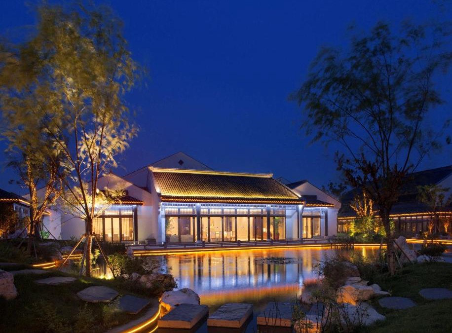 Xinwu District Hotel | Radisson Blu Resort Wetland Park