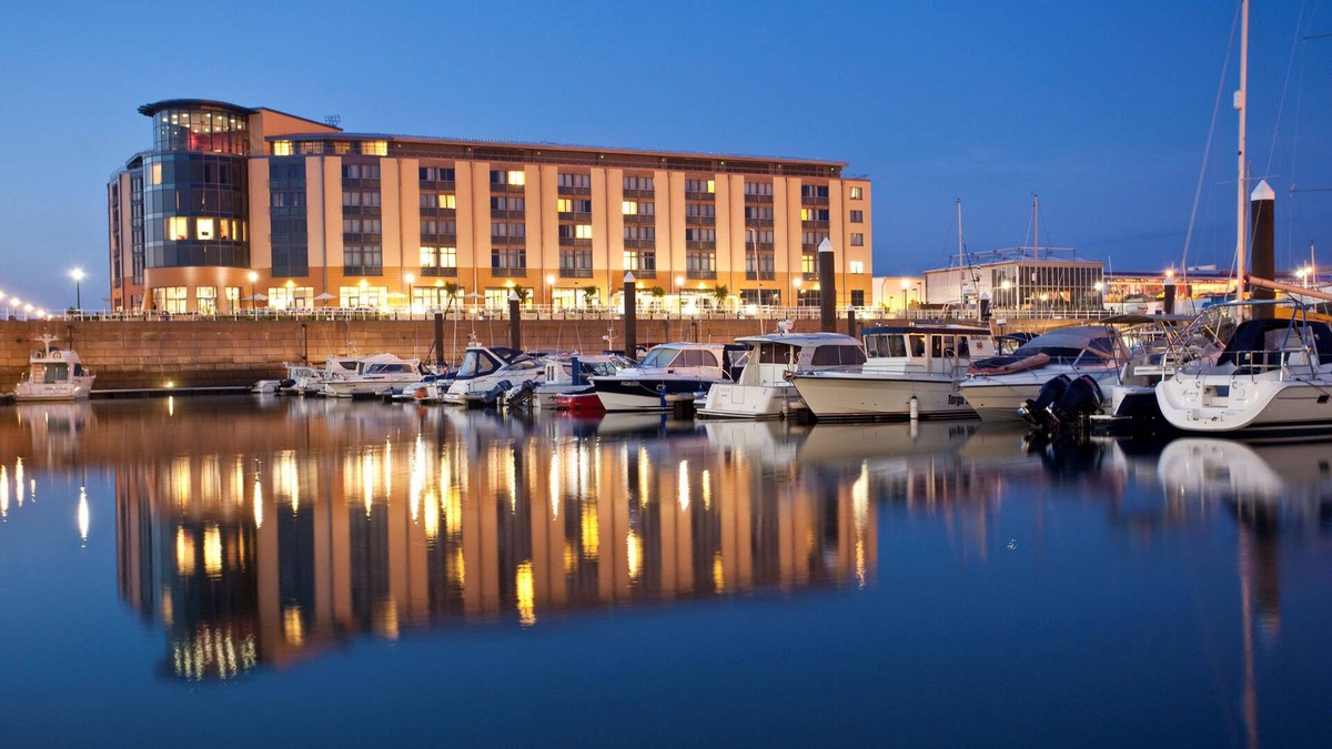 Saint Helier Hotel | Radisson Blu Waterfront Hotel, Jersey