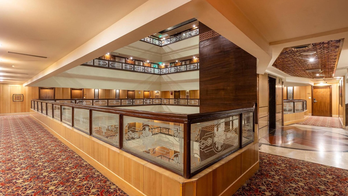 Srinagar Hotel | Radisson Srinagar