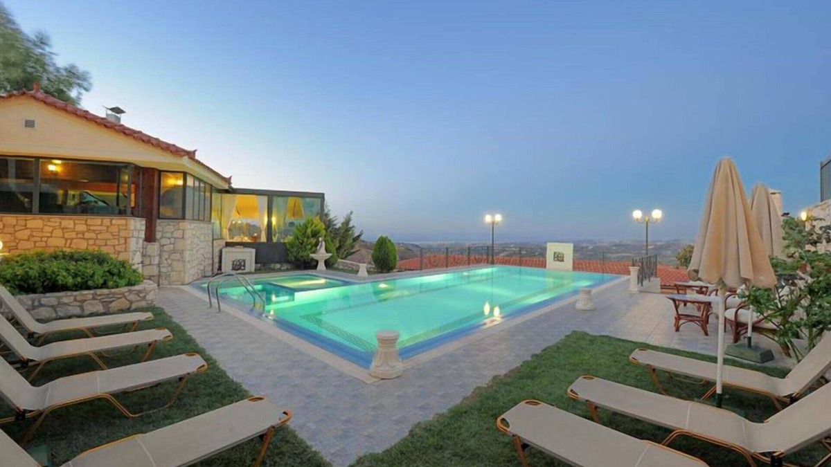 Agios Myronas Apartment | Rafkos Warm Senses Apartment