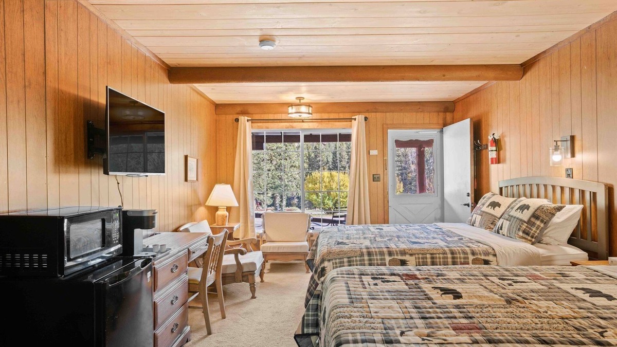Almont House | Raft, Ride & Relax: Cozy Cabins on Taylor River with Endless Adventures