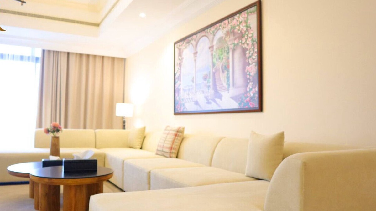 Abu Dhabi City Center Apartment | Raha Corniche Luxury 3BR Retreat