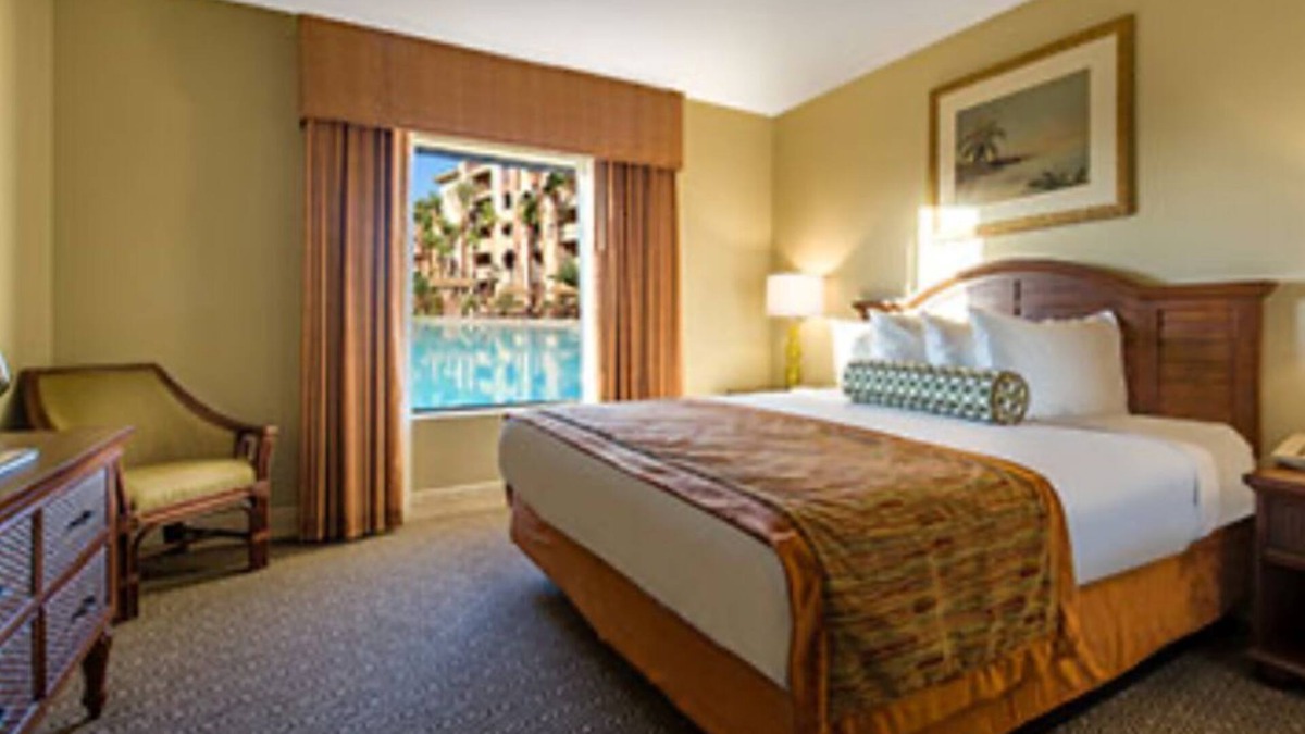 Las Vegas Resort | Raiders Game Tahiti Village 1 bedroom Sept 13-16 includes parking