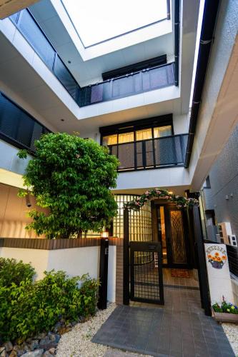 Kiyosu Apartment | raikoエレベーター付き大人数向け一棟貸切宿