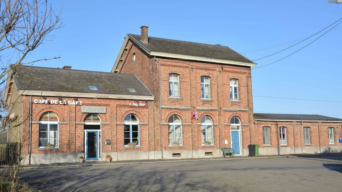 Beauraing House | Railway Stay in Ardennes