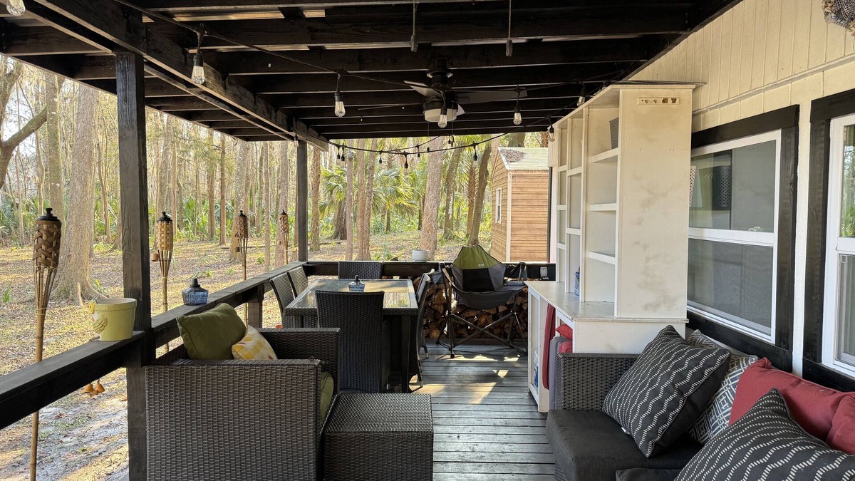 Dunnellon RV Rental | RAINBOW RANCH CABINS
