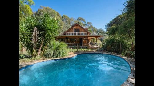 Warrenbayne Apartment | Rainbow Valley Bunkhouse