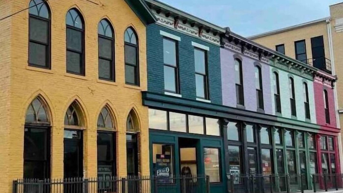 Bellefontaine Apartment | RainbowRow~ The Euro Flat#4
