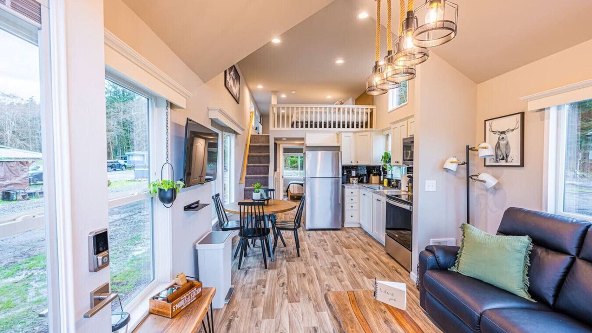 Forks House | Rainforest Tiny Home Retreat #29