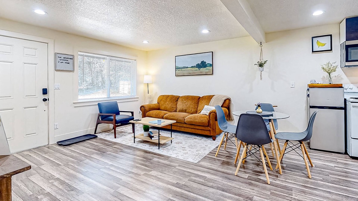 Lewis County Apartment | Rainier Retreat #3 | Apartment in Glenoma