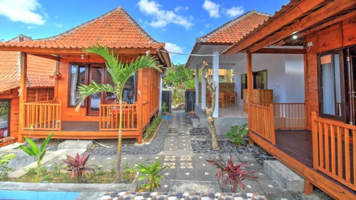 Klumpu House | Raja Bungalow by Wizzela
