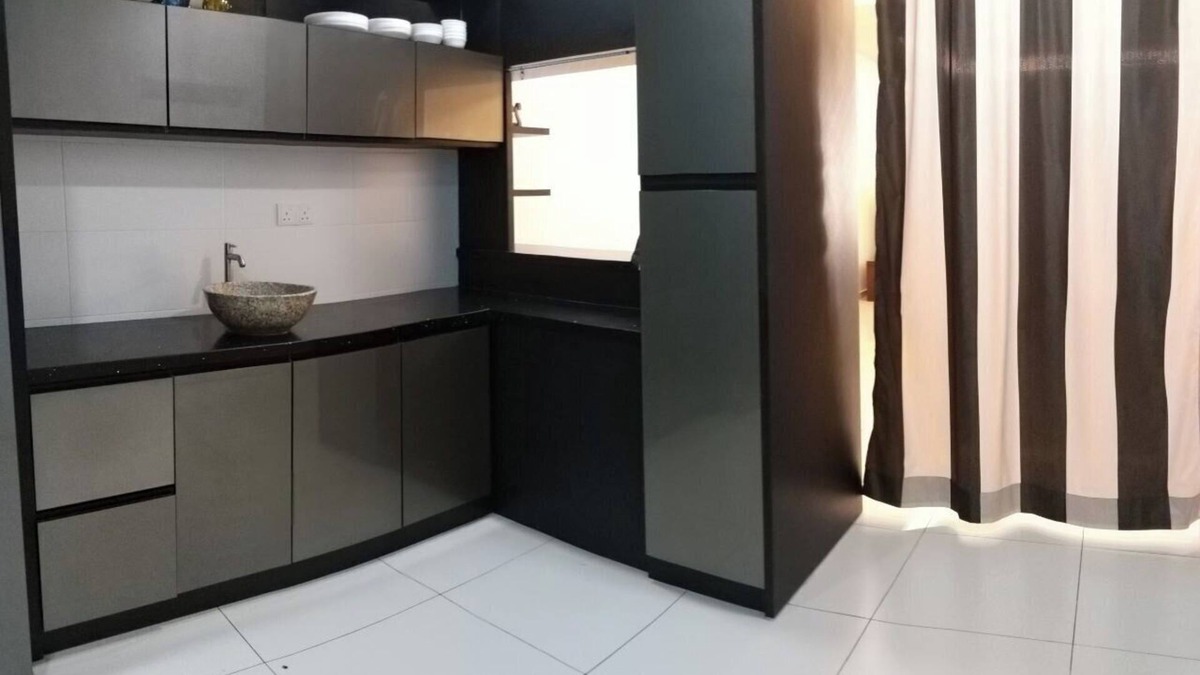 Bandar Sri Sendayan House | raja residence homestay sendayan seremban n9 2storey 4BR free wifi 65in smart tv