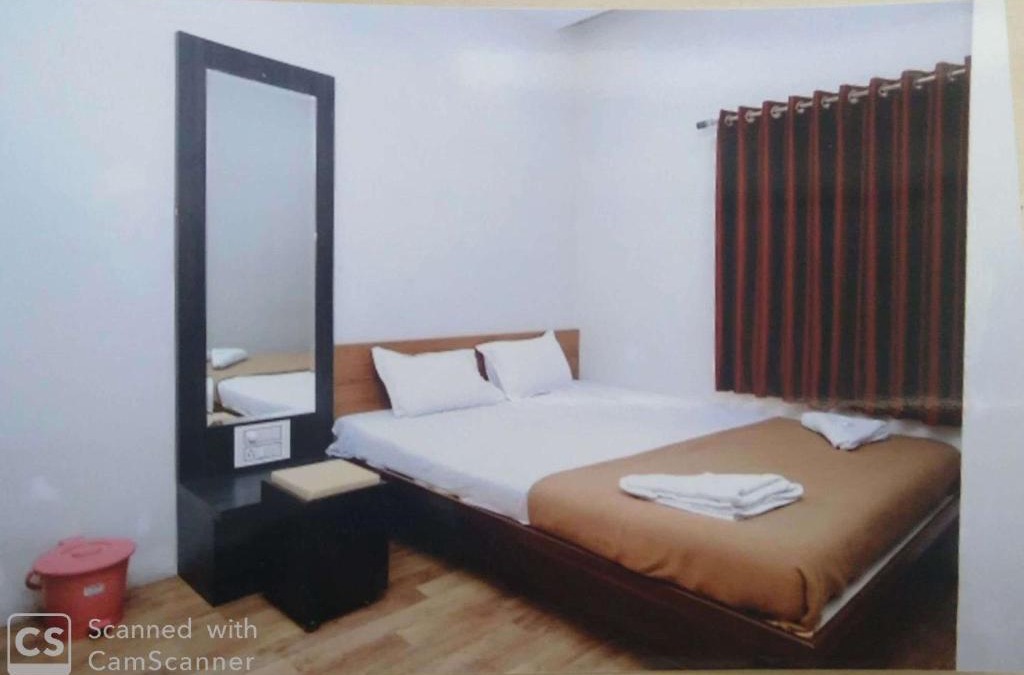 Kolhapur Hotel | Rajhuns Deluxe Lodging