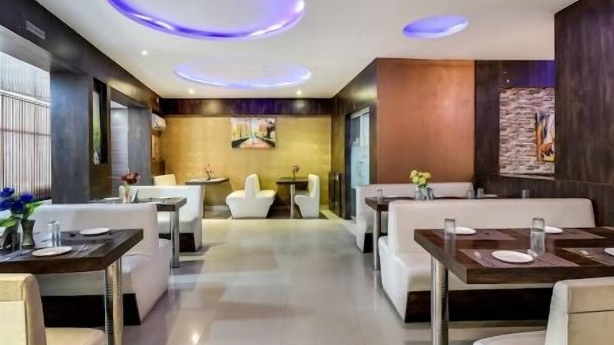 Deoria Hotel | Rajshriinn