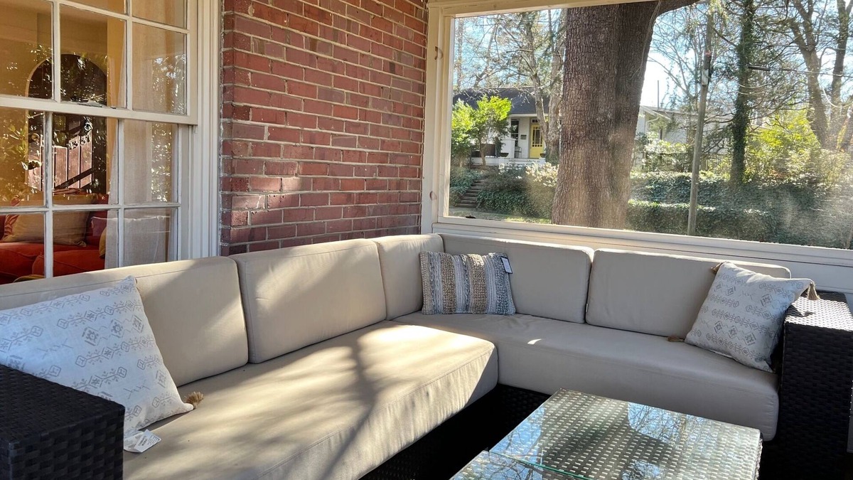 Downtown Cottage | Raleigh home close to Down town in Historic Mordecai.