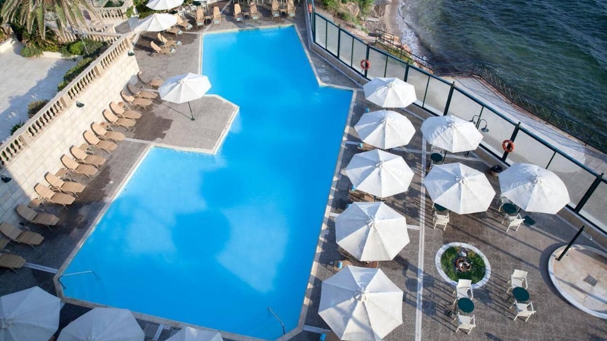Moschato-Tavros Hotel | Ramada by Wyndham Attica Riviera