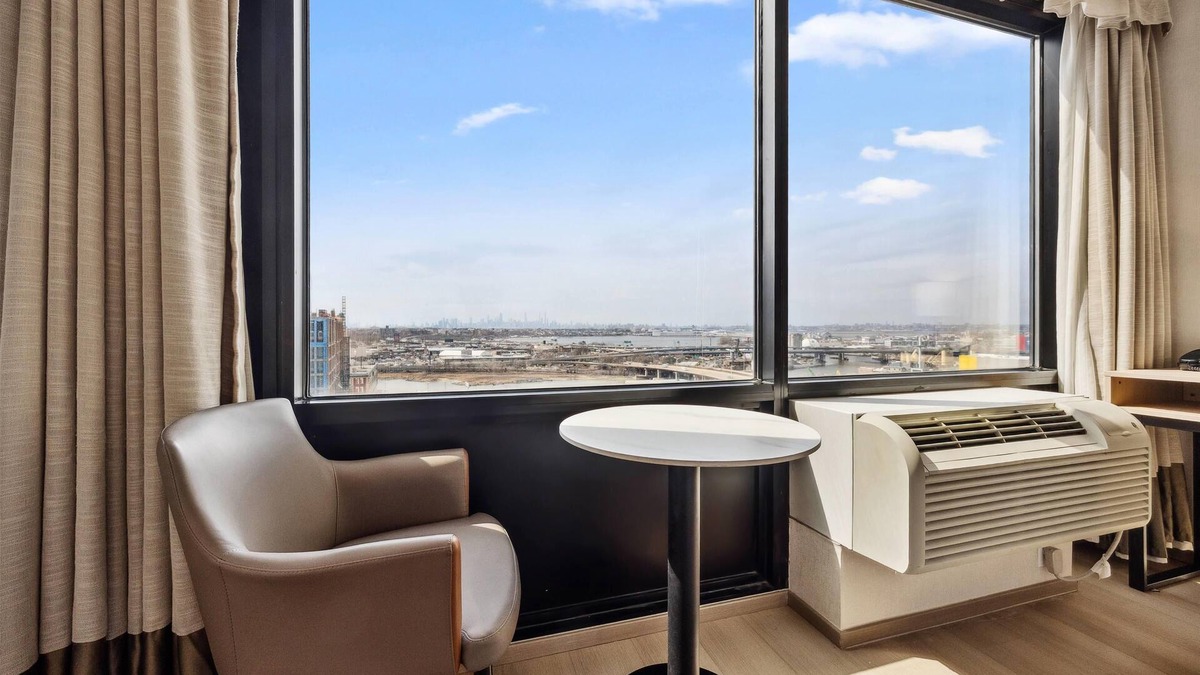 Flushing Chinatown Hotel | Ramada by Wyndham Flushing Queens