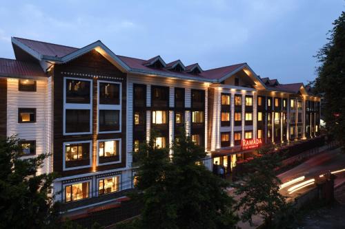 Gangtok Hotel | Ramada by Wyndham Gangtok Hotel & Casino Golden
