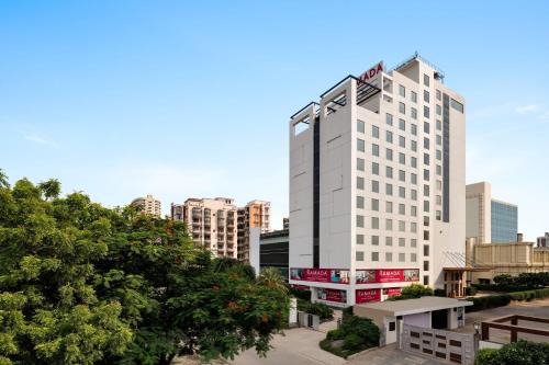 Vasundhara Hotel | Ramada by Wyndham Ghaziabad Vasundhara