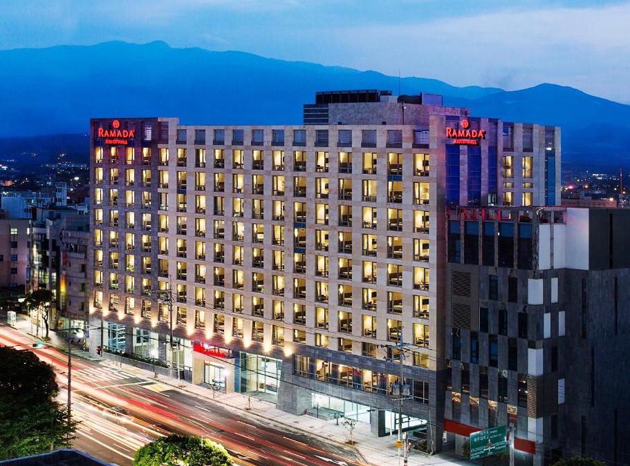 Downtown Hotel | Ramada by Wyndham Jeju City Hall