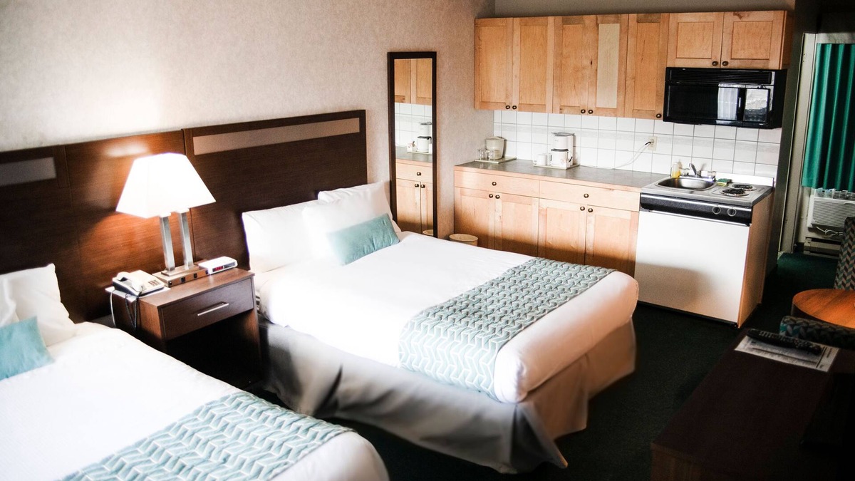 Quesnel Hotel | Ramada by Wyndham Quesnel
