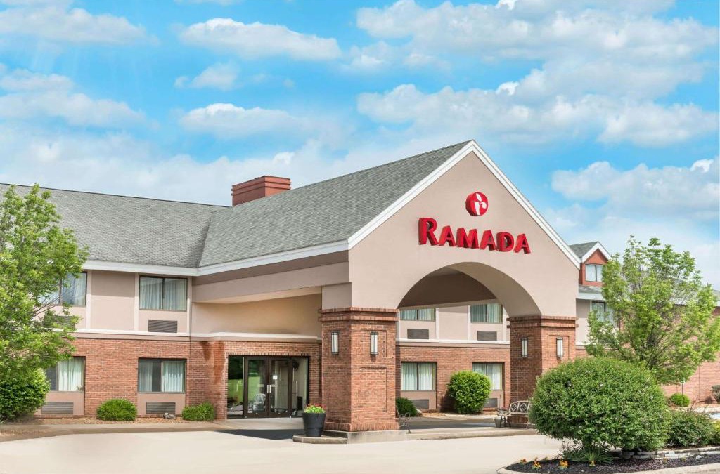 Vandalia Hotel | Ramada by Wyndham Vandalia
