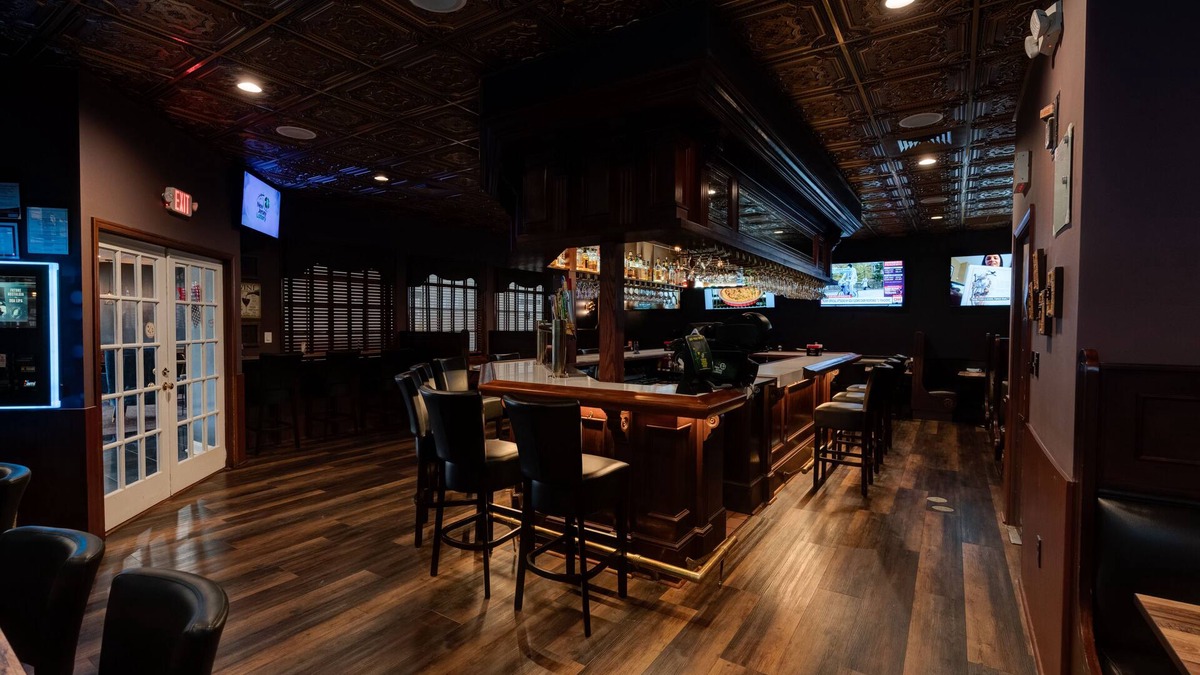 Norma Hotel | Ramada by Wyndham Vineland Millville Area