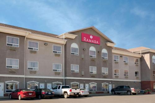 Weyburn Hotel | Ramada by Wyndham Weyburn