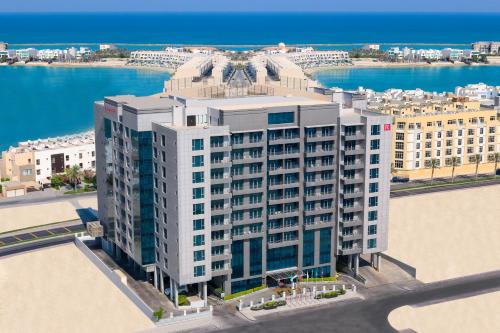 Muharraq Apartment | Ramada Hotel and Suites Amwaj Islands