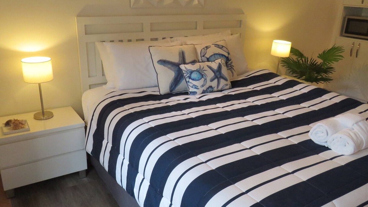 Port Douglas Apartment | Ramada Resort Port Douglas - Private King Deluxe Suite