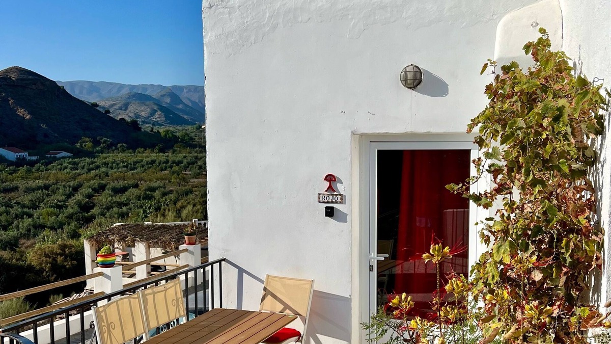 Locaiba Apartment | Rambla Retreats Apt Rojo, shared pool & hot tub. Great views of Rambla de Oria
