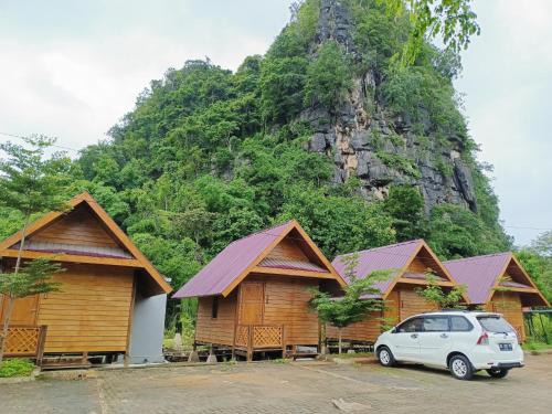 Bantimurung Cabin | Rammang-Rammang Cottage