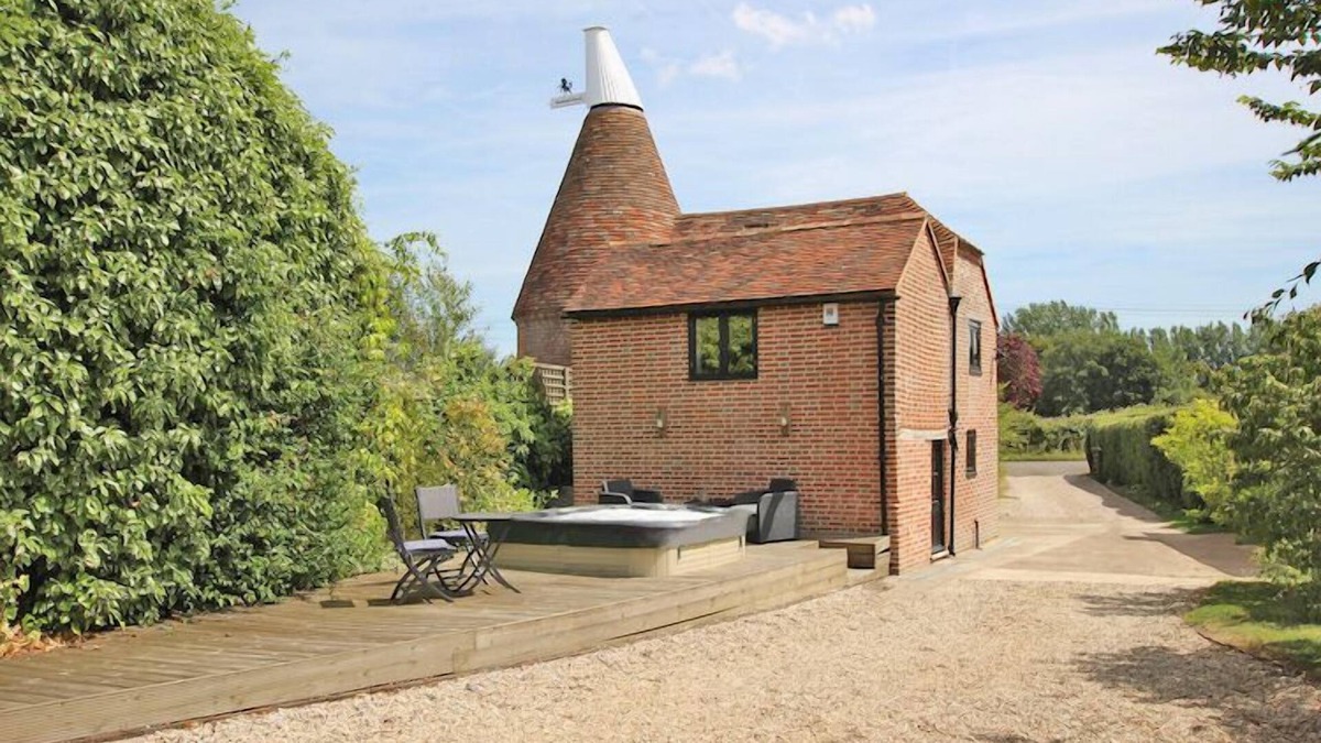 Ashford Cottage | Ramsden Farm Oast - Beautifully Converted in Kentish Countryside