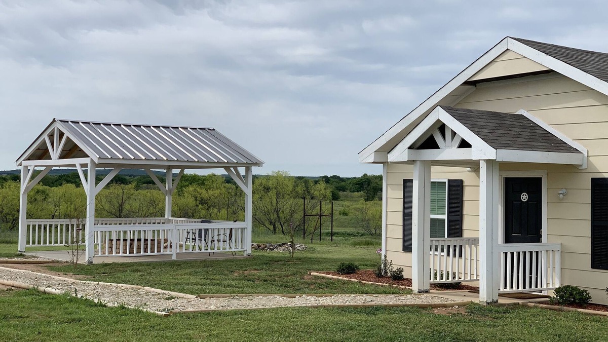 Ringgold Cabin | Ranch Getaway