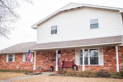 Pawhuska House | Ranch Style Home 4 Min 2 PW Merc