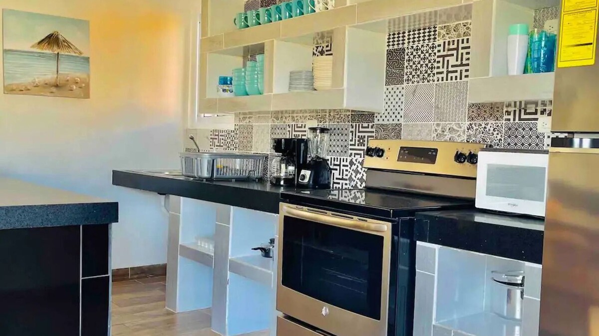 Iztapa House | Rancho María René/Piscina privada y wifinn