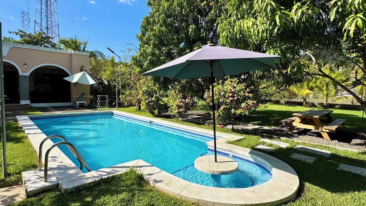 Los Cobanos Villa | Rancho Quintas del Sol in Villas de Salinitas, 7 minutes from Cobanos beach.
