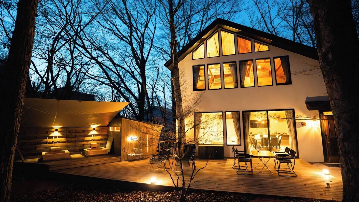 Yamanakako House | Ranked 10th in Japan for private lodgings with saunas Maximum 10 people Large windows and wooden/Minamitsurugun Yamanashi