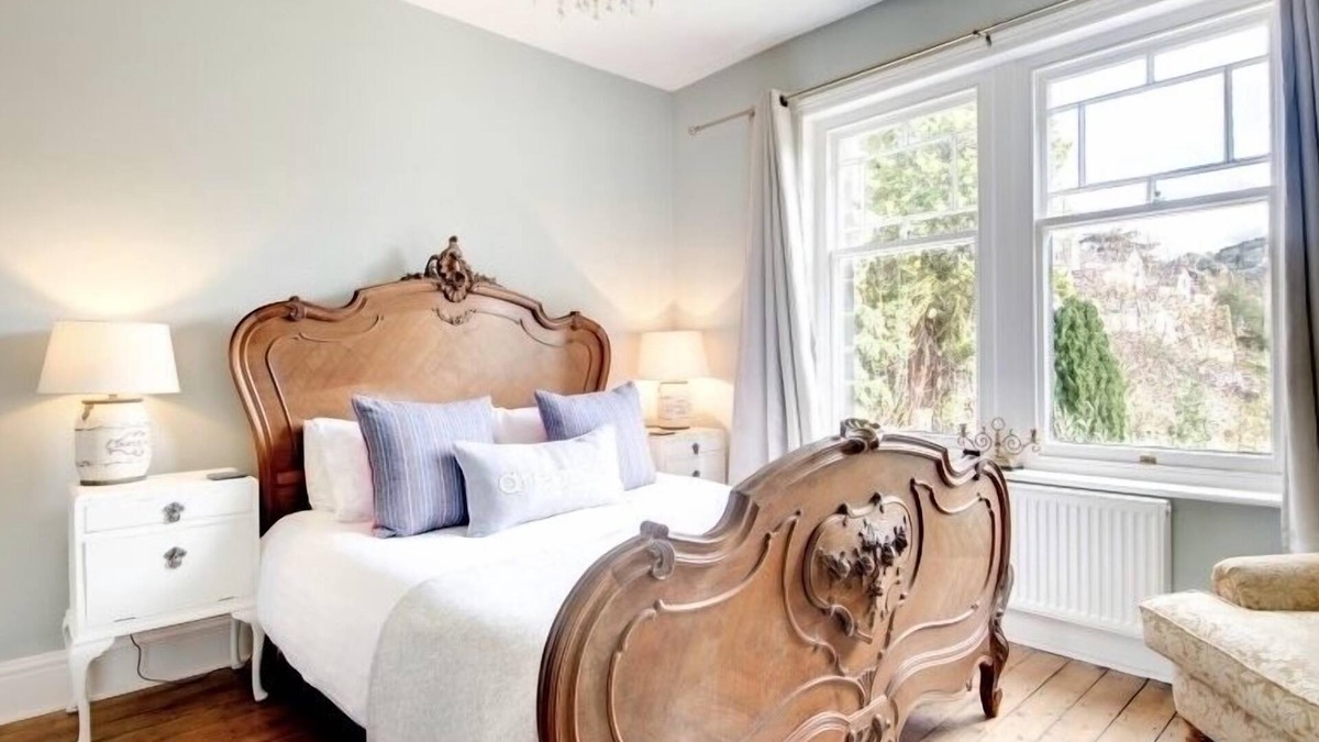 Matlock Bath Cottage | Ranmoor- beautiful character cottage with walled garden and gorgeous views.