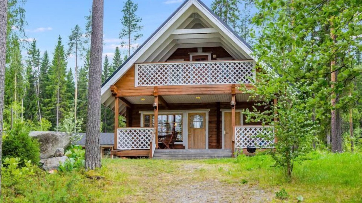 Kylanlahti House | Rantakumpu by Interhome