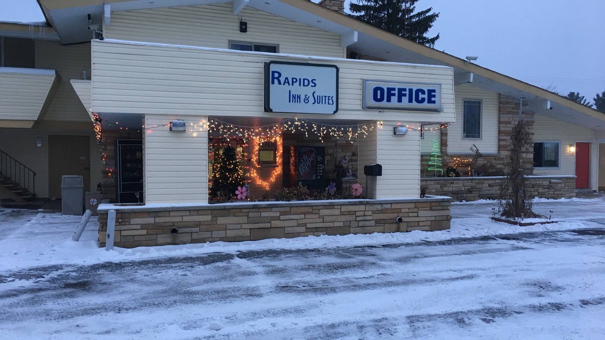 Wisconsin Rapids Hotel | Rapids Inn and Suites
