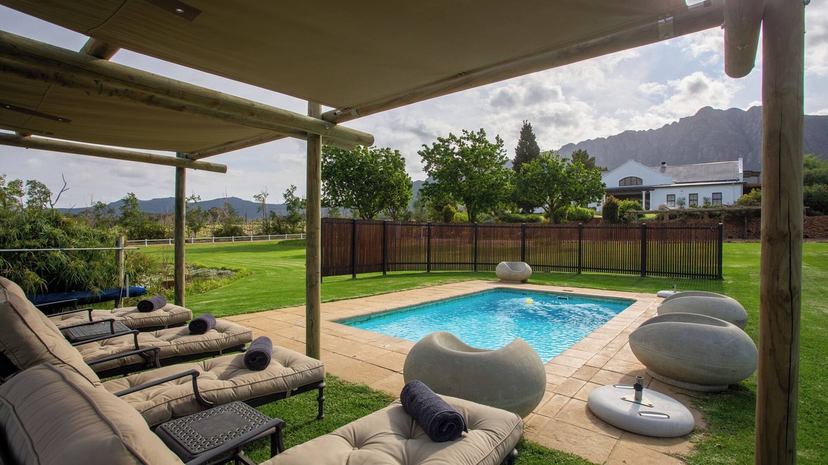 Tulbagh Apartment | Raptor Rise