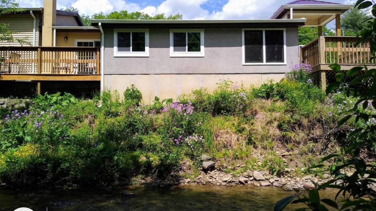 Port Matilda Condo | Rare 2 bd creek front 15 min drive to State College (PSU)