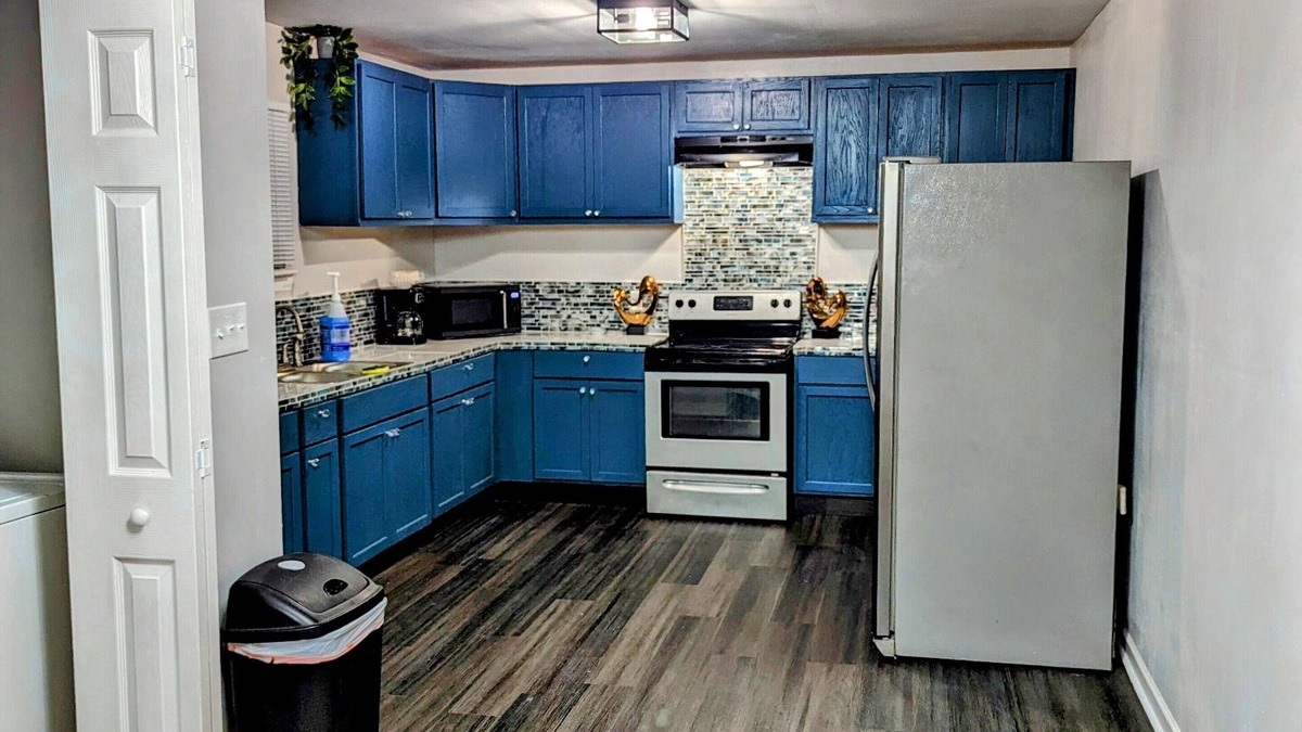 Mid City North House | Rare 3/2 Cozy Bedroom Near most Colleges & Downtown B.R