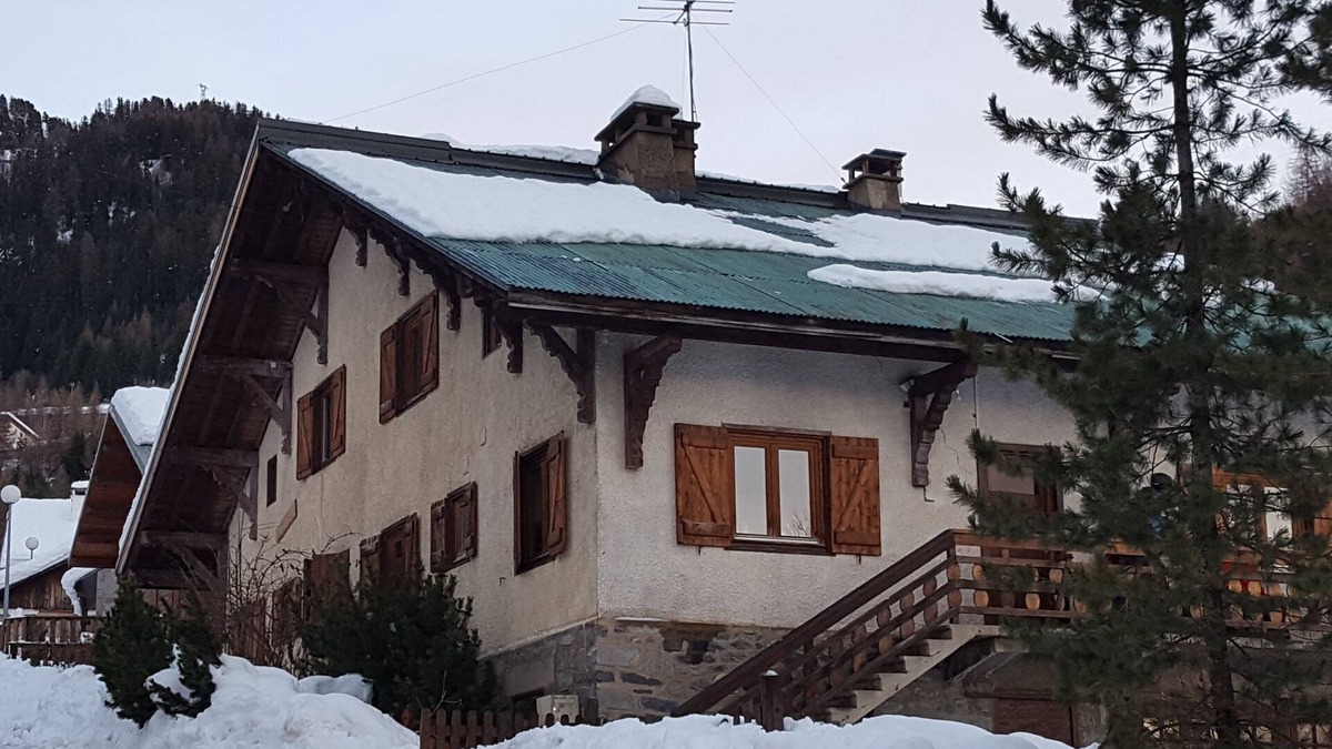 La Roche Ski Chalet | RARE CHALET LA PLAGNE aux PIEDS DES PISTES 12 persons