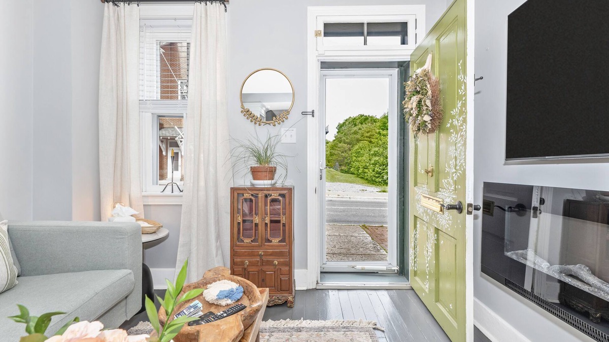 Downtown House | Rare Find! Boutique Style Townhouse on the Creek!